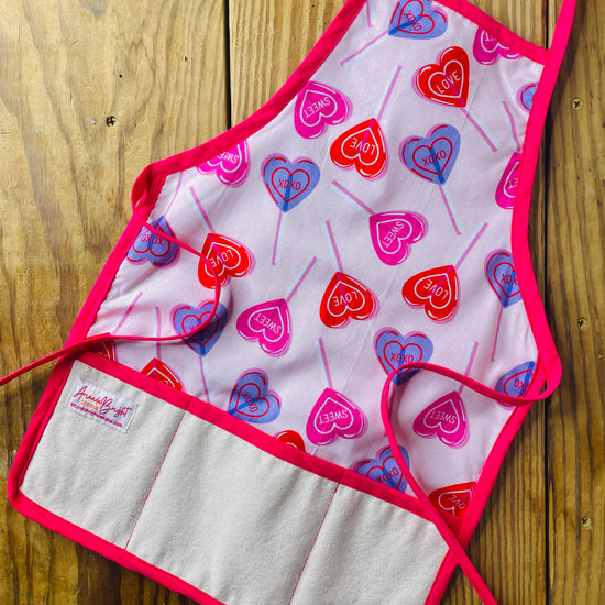 Amanda Bright Designs Children's Heart Lollipop Valentines Apron Candy Love