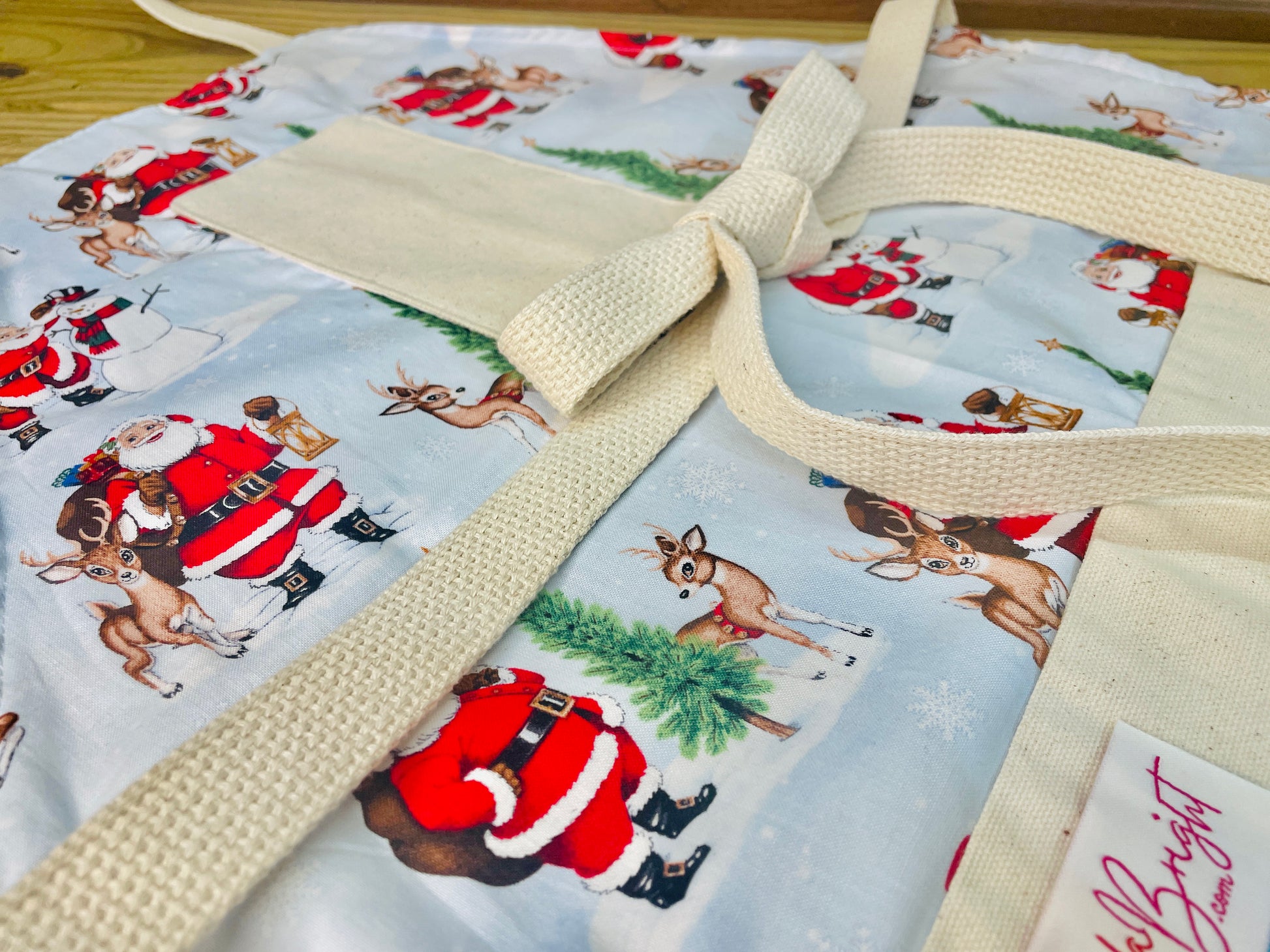 Amanda Bright Designs Merry Santa and Reindeer Christmas Holiday Baking Apron