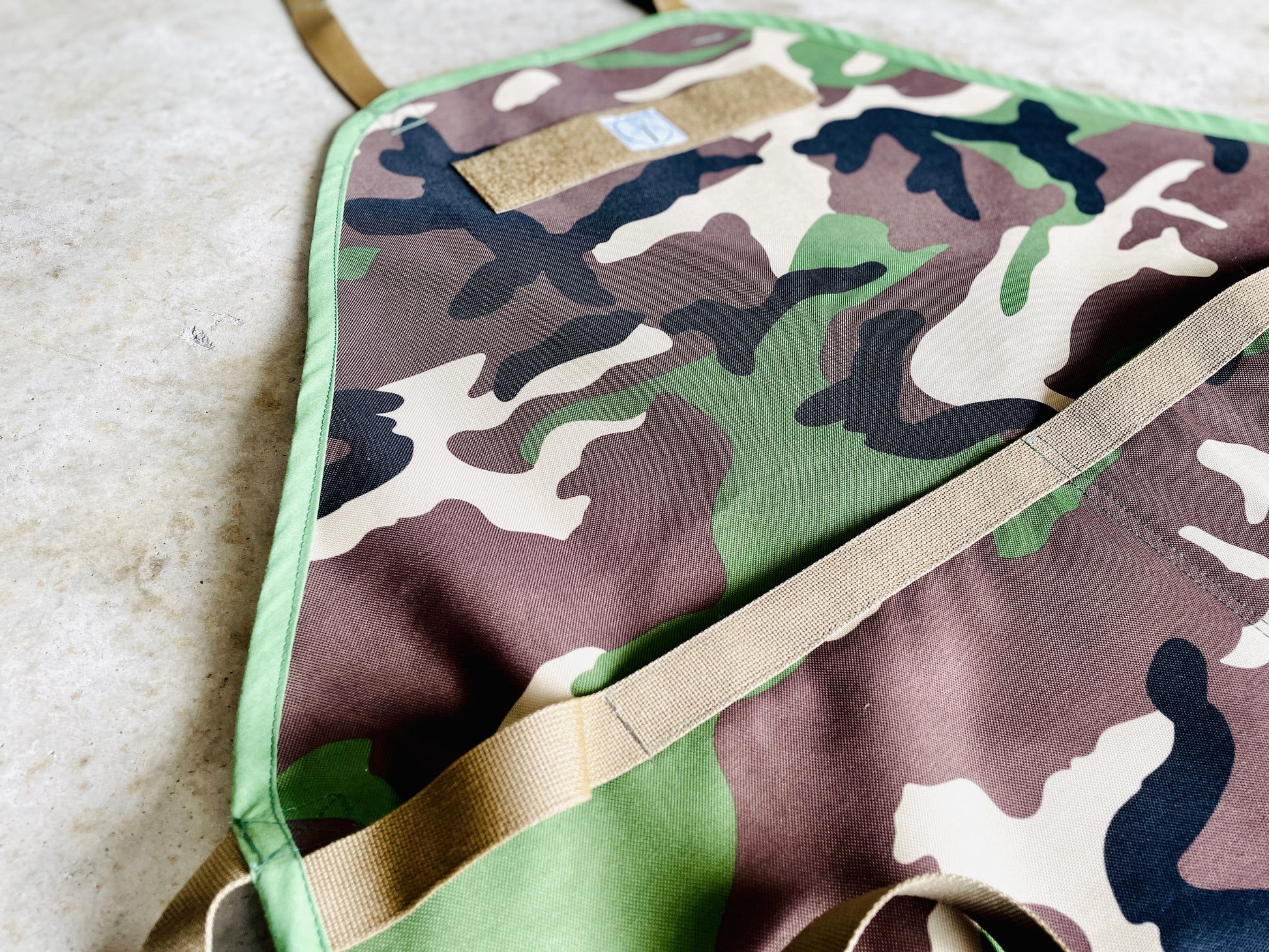Two Medium Sized Ladies The Rambo mens ottertex waterproof camouflage apron coyote brown strings hook and loop towel loop closeup