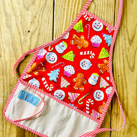 Two Medium Sized Ladies Children's Sweet Treats Christmas Cookies Gingerbread Men Candy Cane Cupcake Snowman Tree Apron with Candy Cane strings