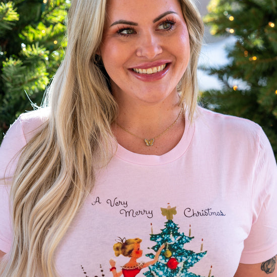 Amanda Bright Designs A Very Merry Christmas Pink T-shirt