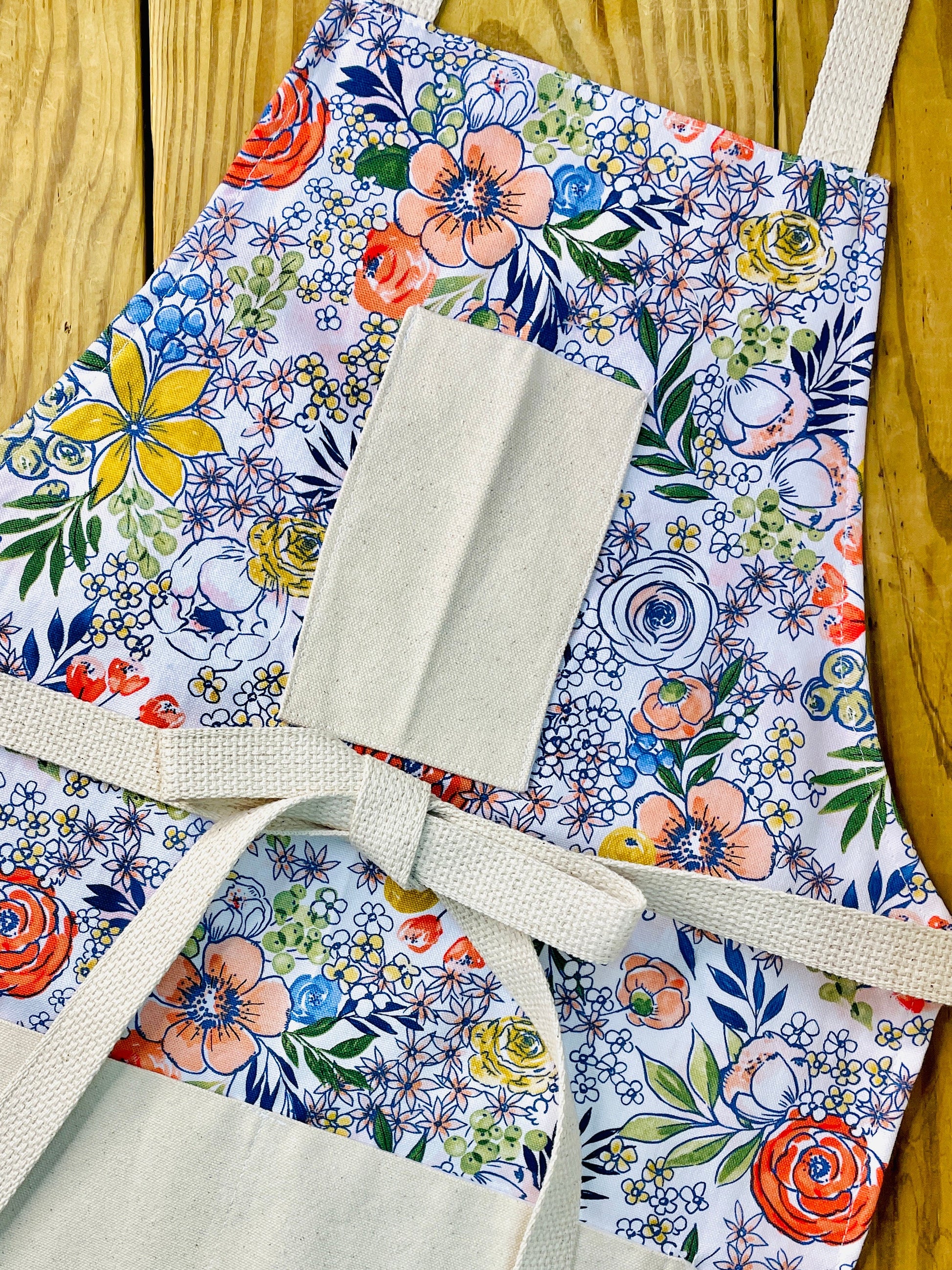 Floral apron Amanda bright designs