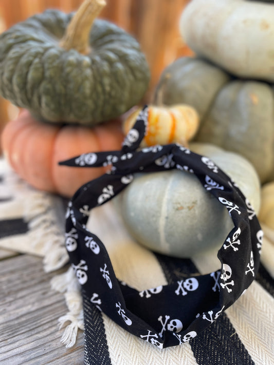Tie Headband - Skull & Crossbones