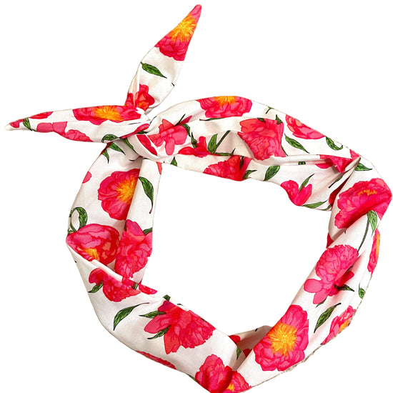 Amanda Bright Designs Original Tie Garden Roses Pink Floral Headband for women