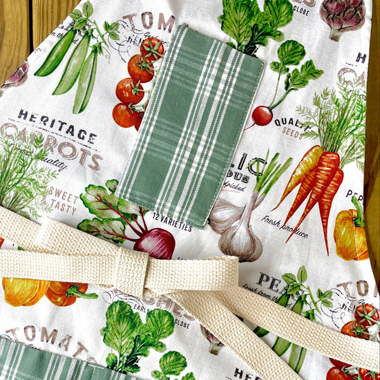 Amanda Bright Designs farmhouse kitchen cotton apron with vegetables and green plaid pockets