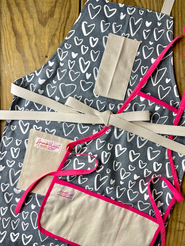 Amanda Bright Designs Mommy and Me Amie Apron Set Chalkboard Hearts Pink Trim