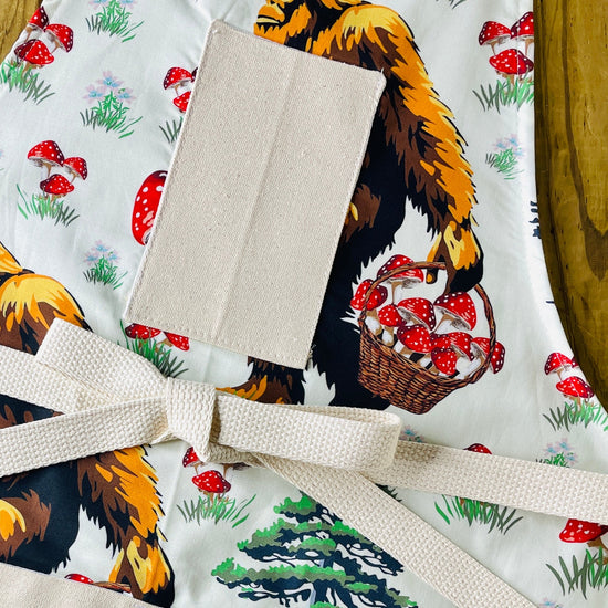 Amanda bright designs Bigfoot Sasquatch apron