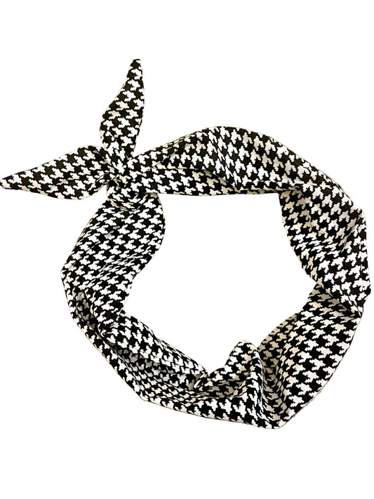 Amanda Bright Designs Black and White Houndstooth Original Tie Headbnad