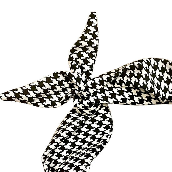 A black and white houndstooth headband amanda bright designs