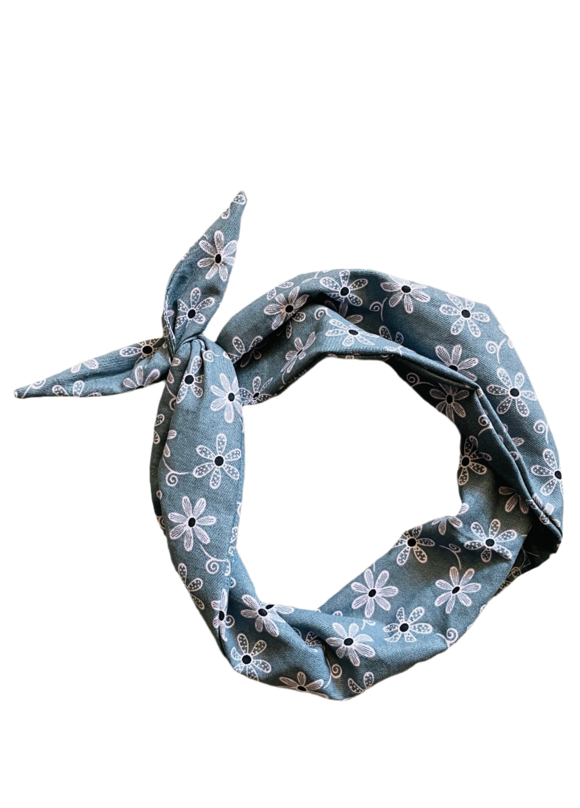 Amanda Bright Designs The Original Tie Headband Gray Daisy Floral