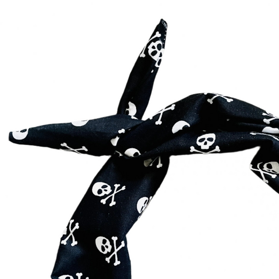 Amanda Bright Designs skull and crossbones black and white tie headband