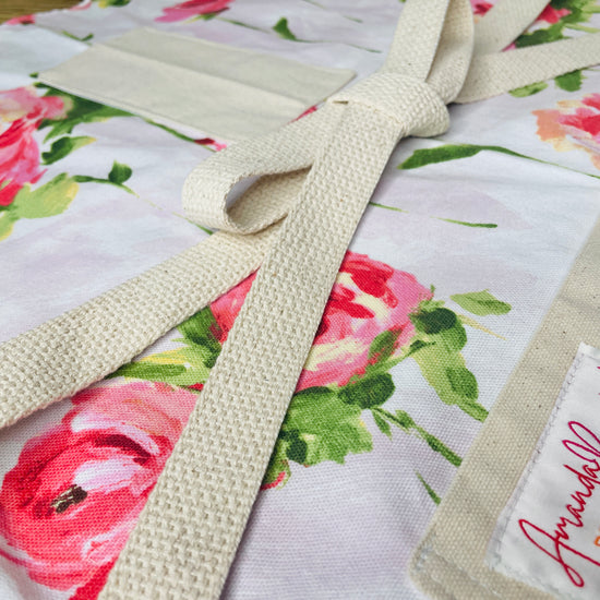 Amanda Bright Designs Vivien Leigh Winston Churchill Pink Roses Watercolor Oil Painting Brushstroke Apron