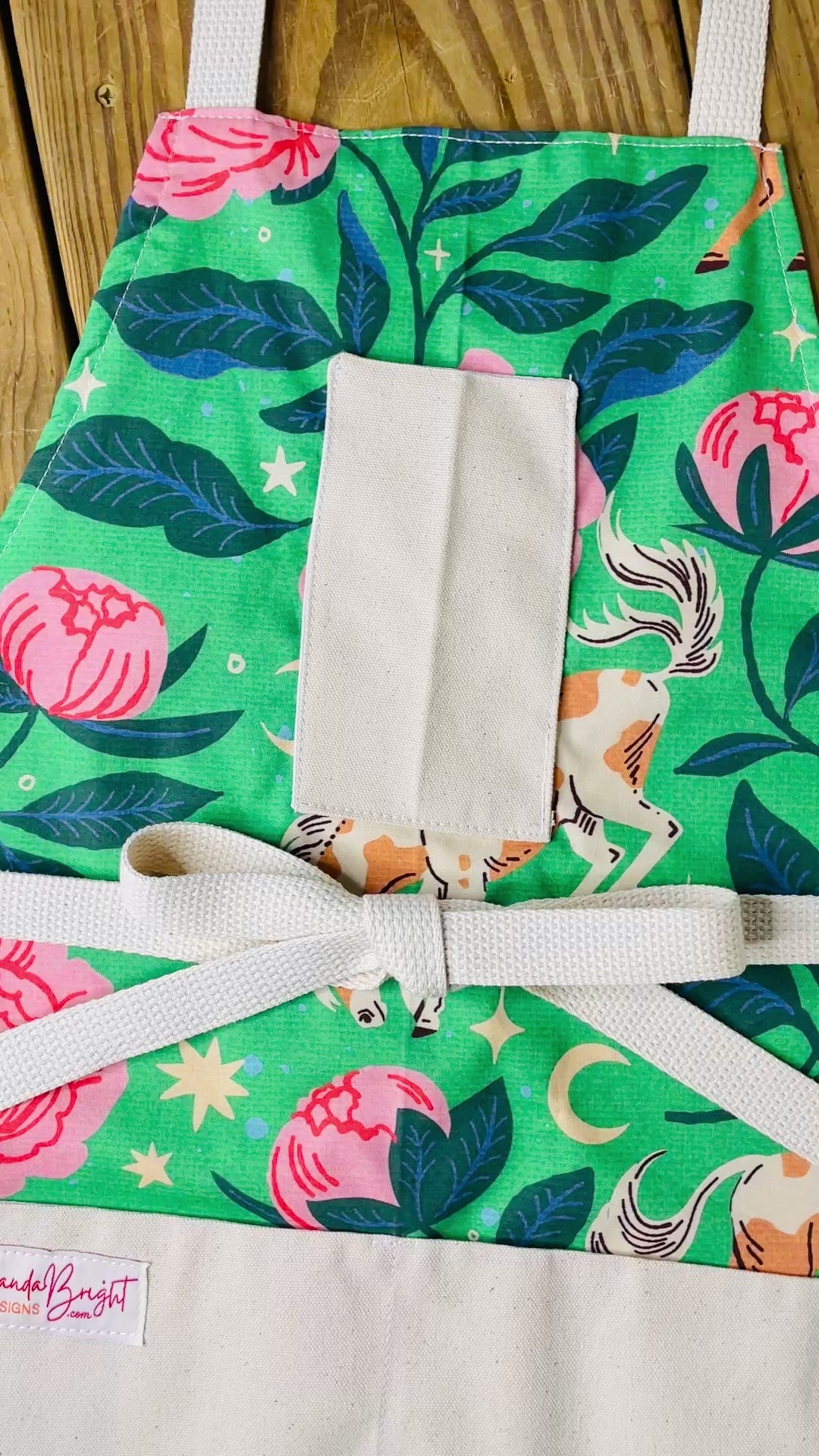 Amanda Bright Designs Green Acre Apron