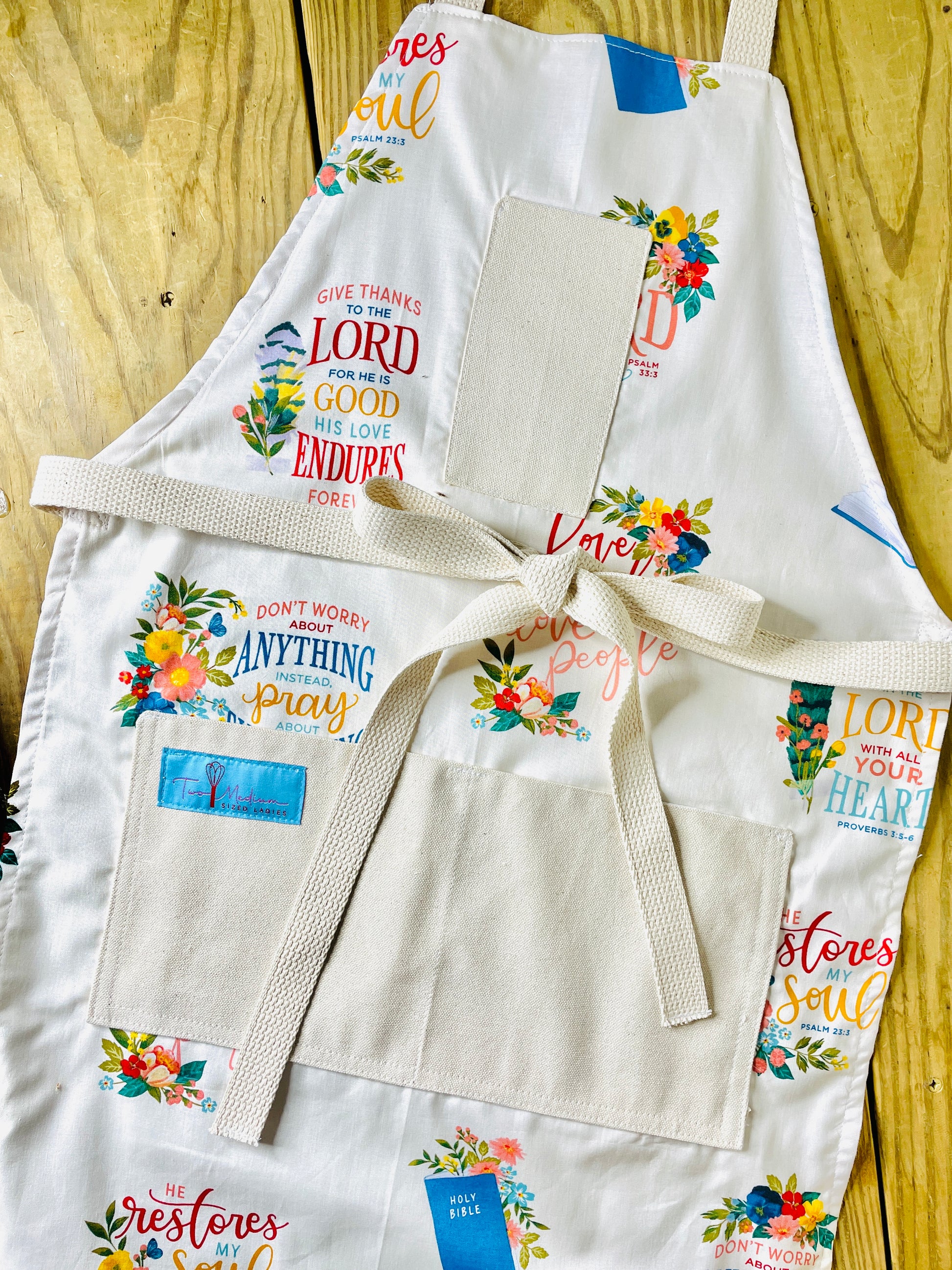 Two Medium Sized Ladies Faith in God Apron Prayer Thankful Thanks Scripture Restoration Soul Bible Cotton Kitchen Cooking Baking Crafting Crafter Apron