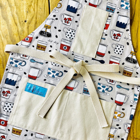 Two Medium Sized Ladies Stella Apron Sip Sip Coffee Cups Mugs Espresso Coffee Beans To Go Cups Drip Coffee
